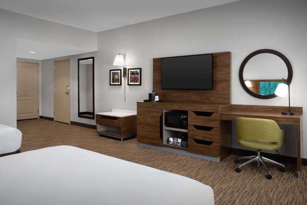 Photo of Bedroom in Knoxville