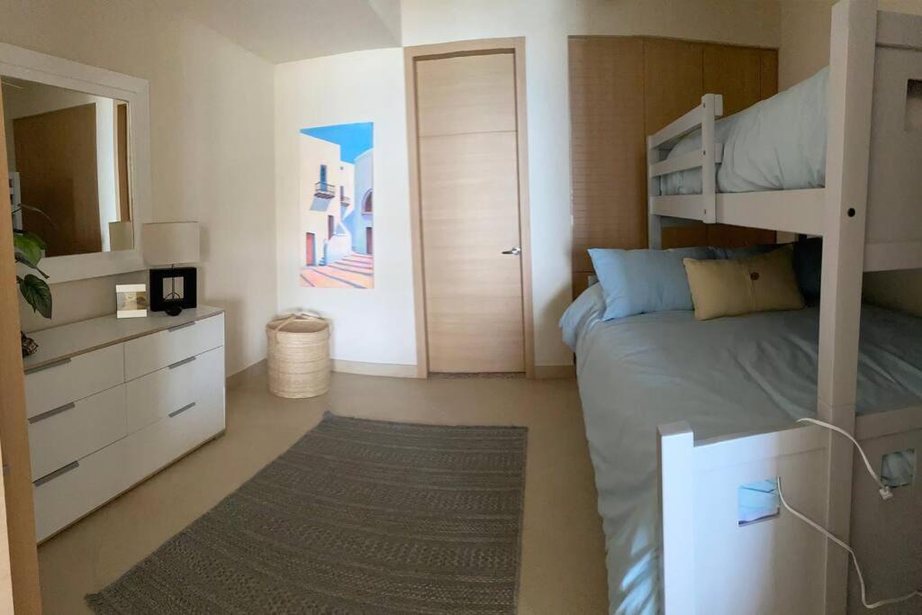 Photo of Bedroom in Flamingos