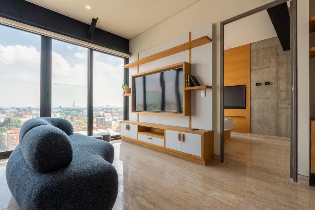 Photo of Livingroom in Anahuac