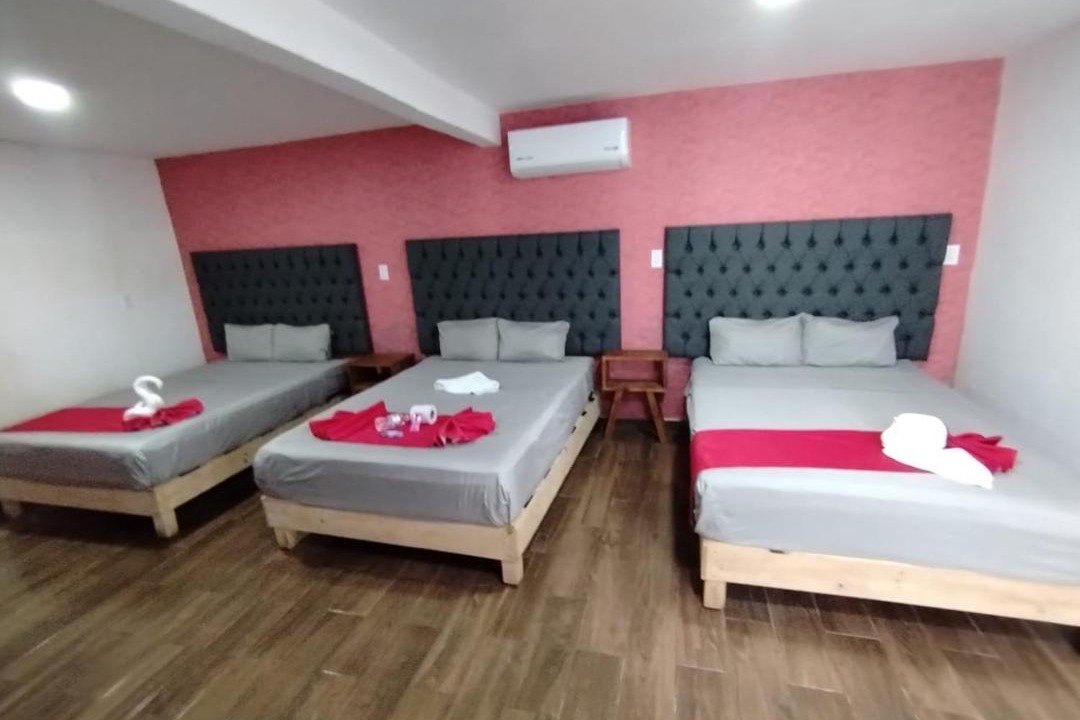 Photo of Bedroom in Anton Lizardo