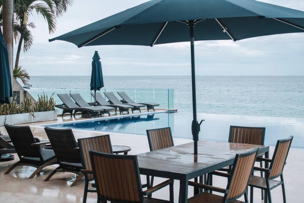 Photo of Patio Balcony in South Shore Hotel Area