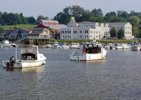 Photo of Buildings in Yarmouth
