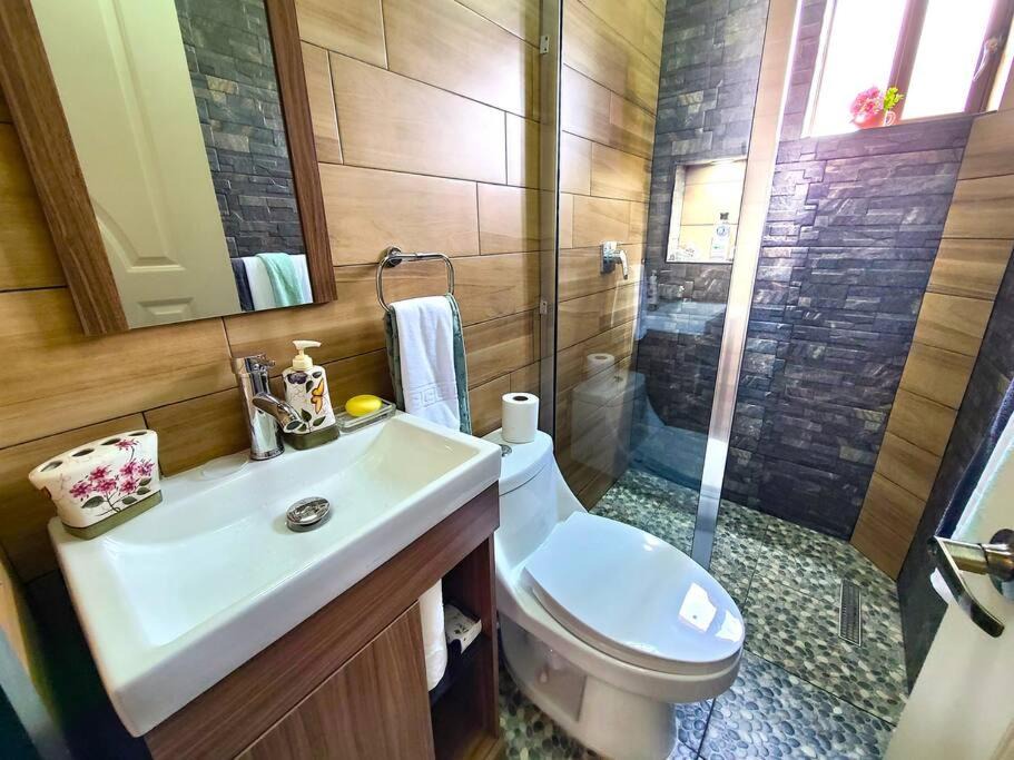 Photo of Bathroom in Cardonal