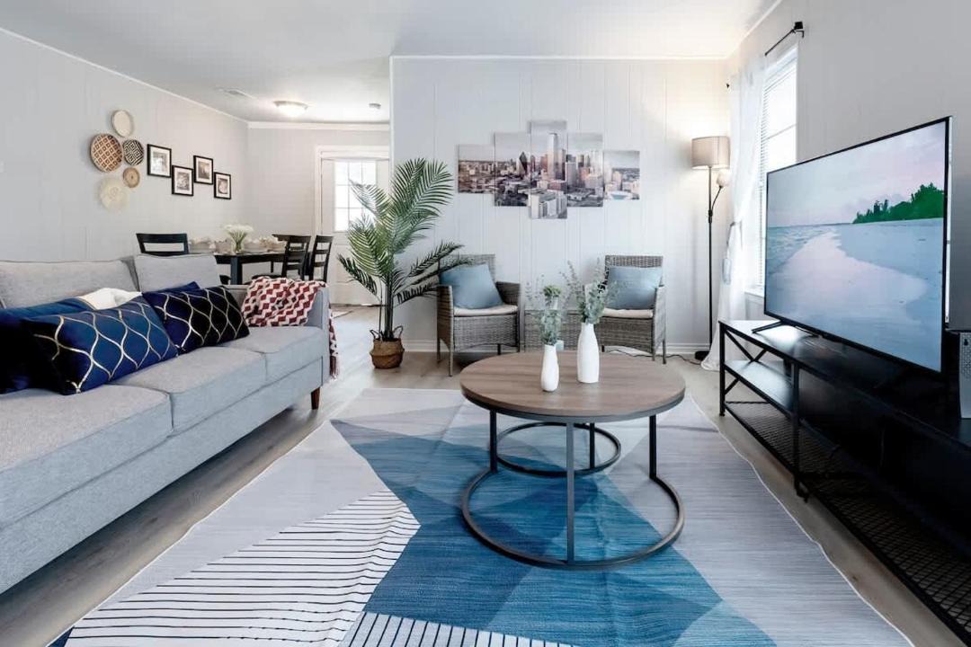 Photo of Livingroom in South Arlington