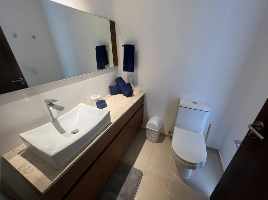 Photo of Bathroom in Mercurio