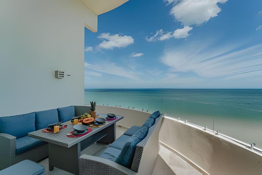 Photo of Patio Balcony in Miramar