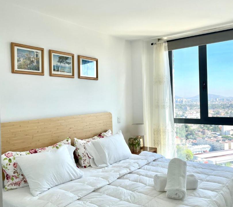 Photo of Bedroom in Anahuac