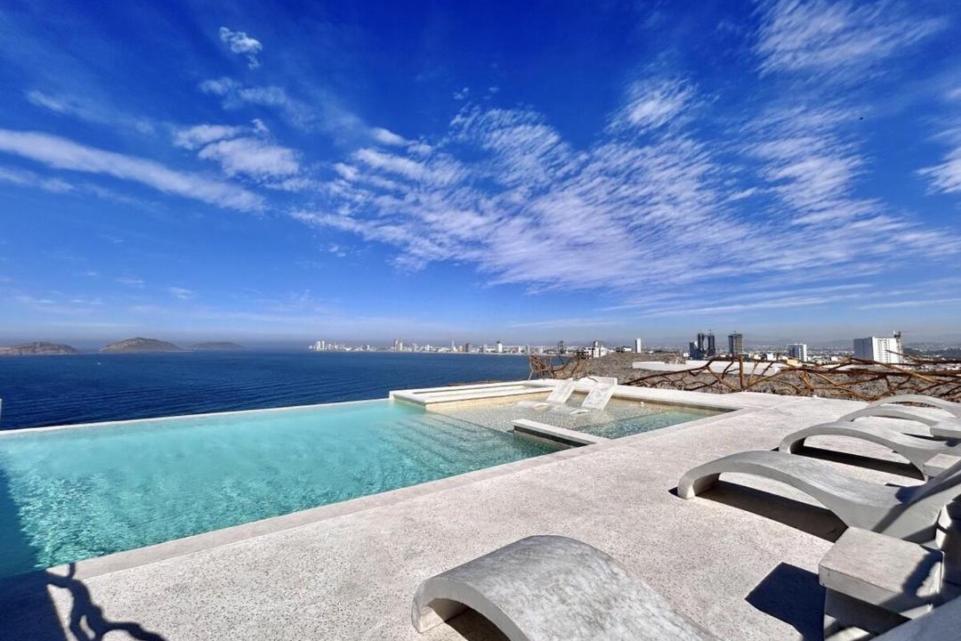 Photo of Patio Balcony in Balcones de Loma Linda