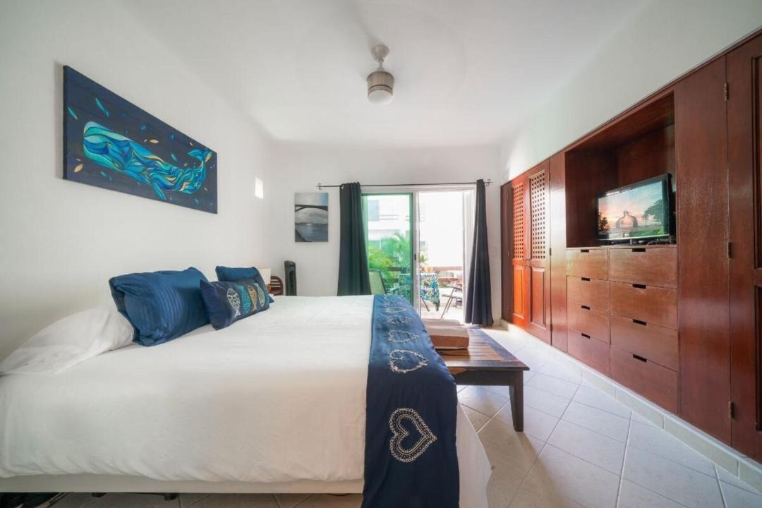 Photo of Bedroom in 12th Street