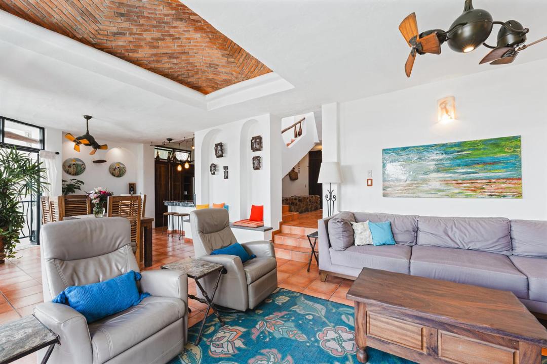 Photo of Livingroom in North End