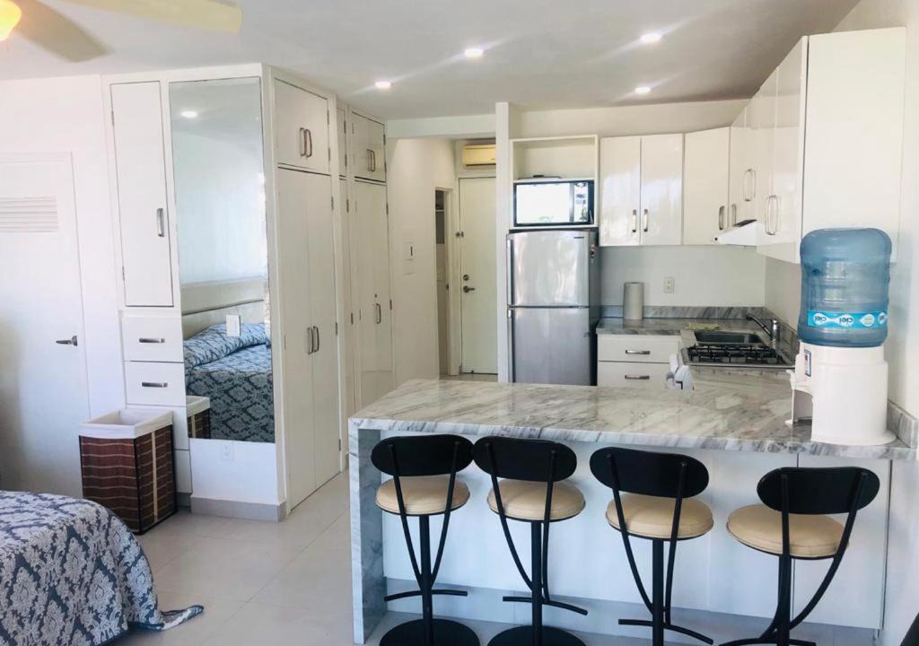 Photo of Kitchen in Flamingos