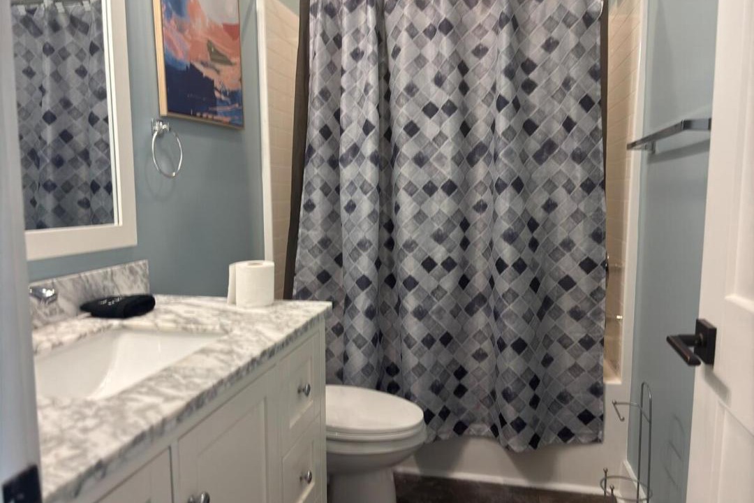 Photo of Bathroom in Dunean