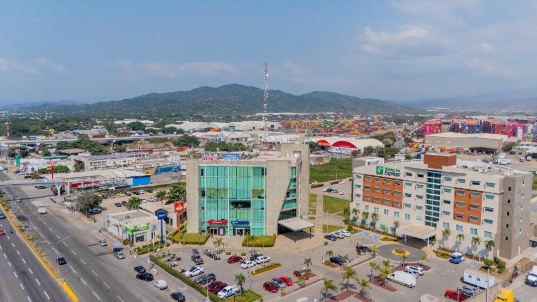 Photo of Buildings in Manzanillo