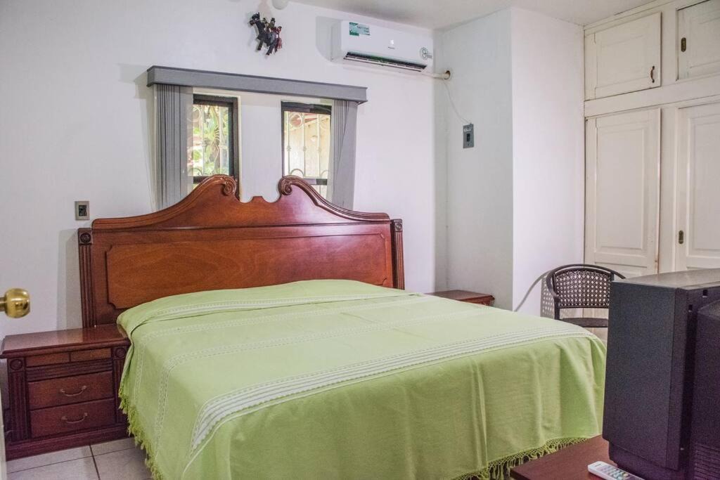 Photo of Bedroom in Salina Cruz