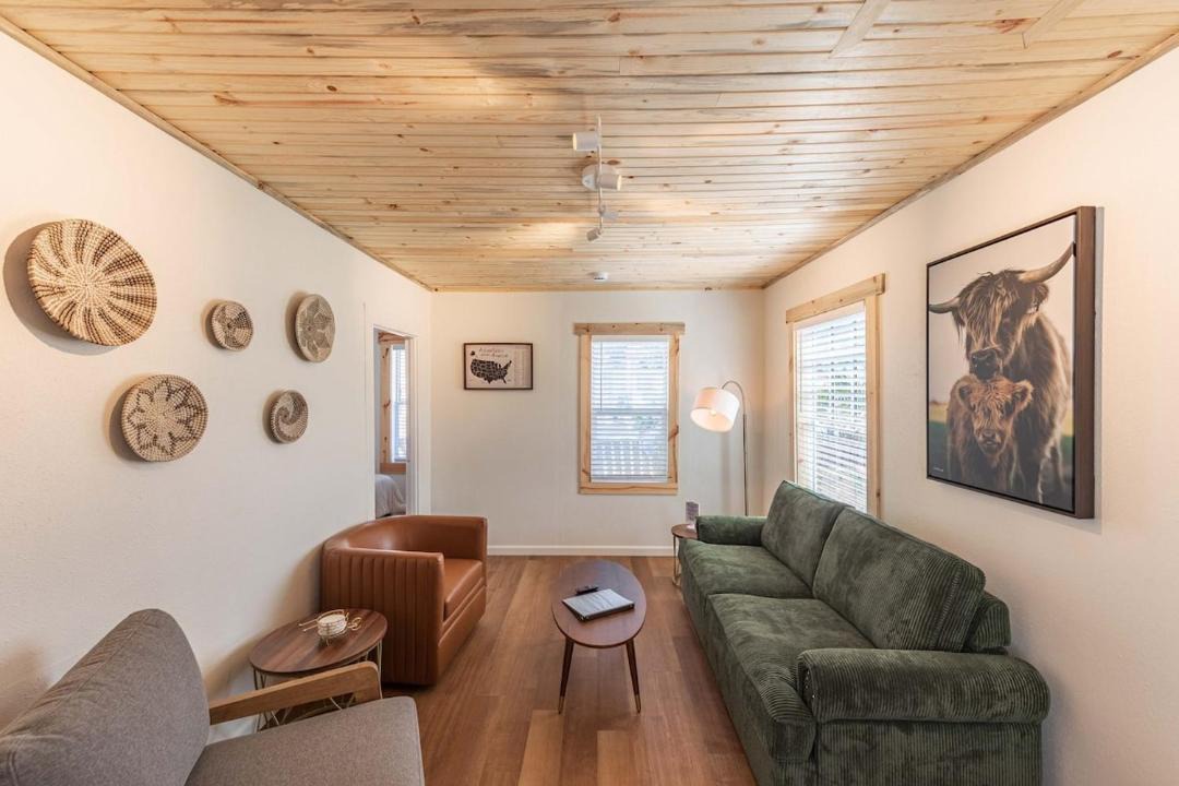 Photo of Livingroom in North Bend