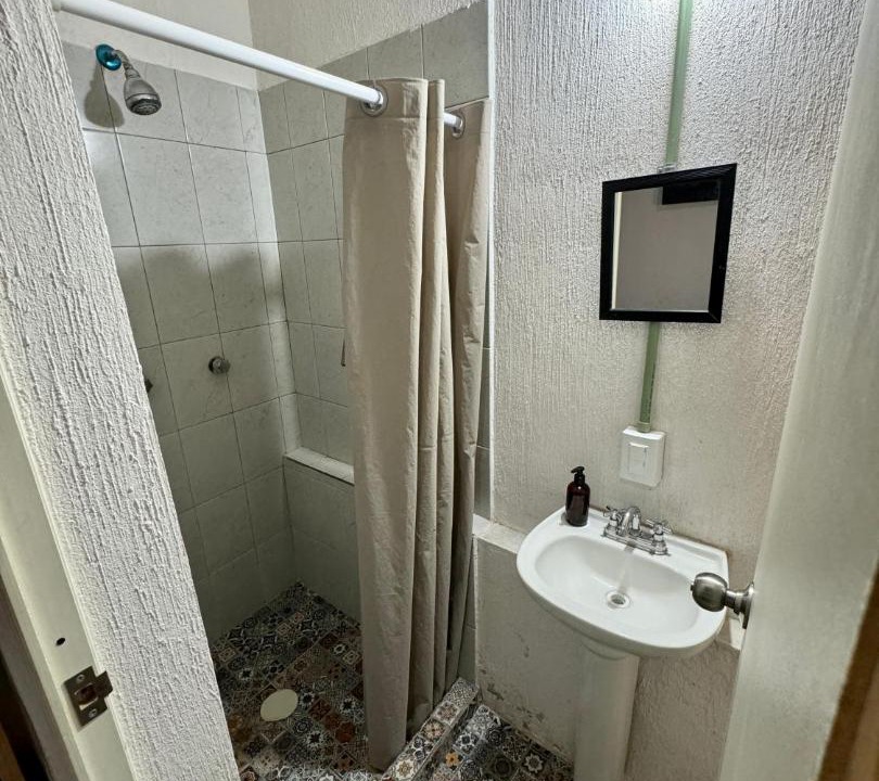 Photo of Bathroom in Leon