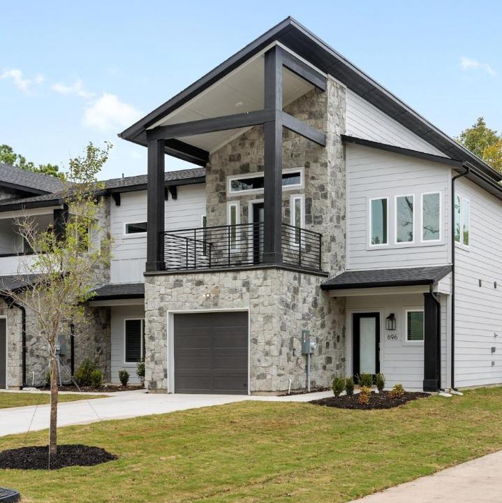 Photo of Buildings in Central Arlington