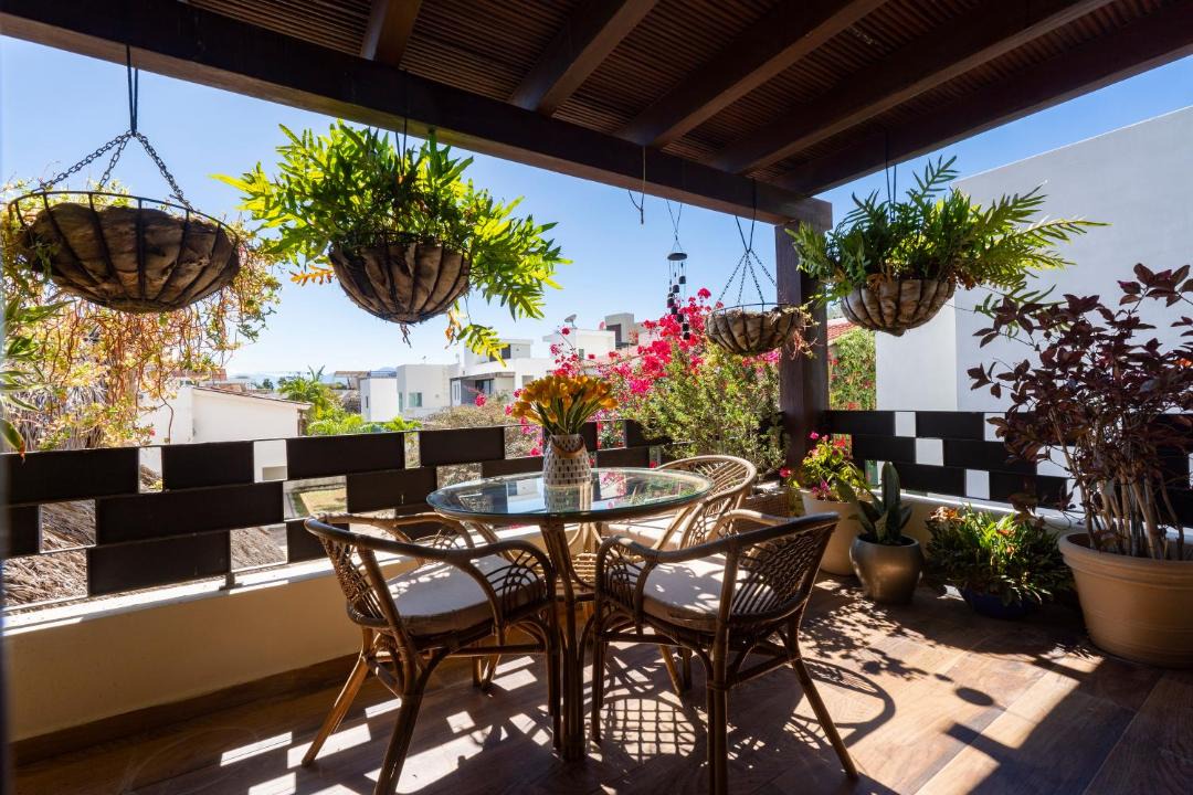 Photo of Patio Balcony in Flamingos