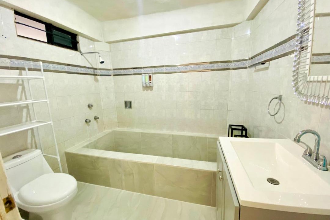 Photo of Bathroom in Leon