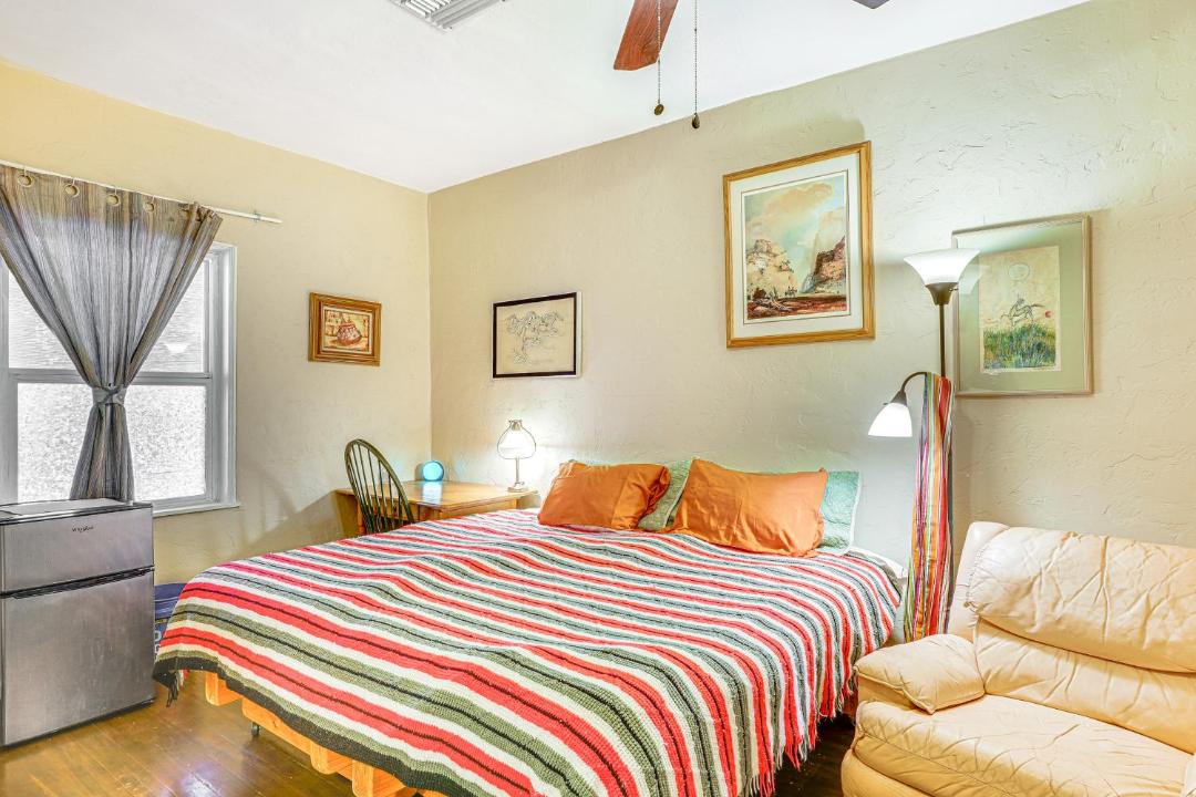 Photo of Bedroom in The Garden District