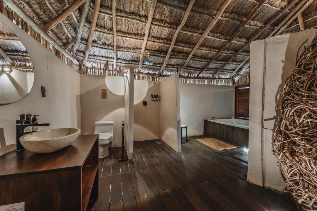Photo of Bathroom in Miramar