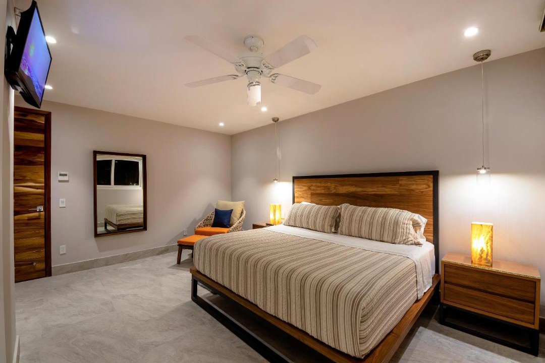 Photo of Bedroom in South Shore Hotel Area