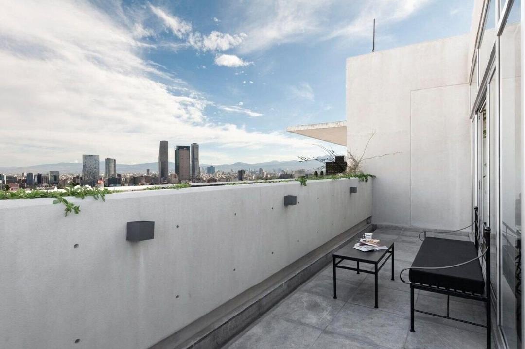 Photo of Patio Balcony in Anahuac