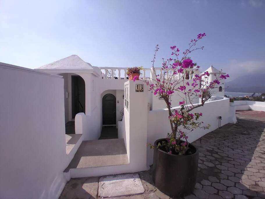 Photo of Patio Balcony in Las Hadas