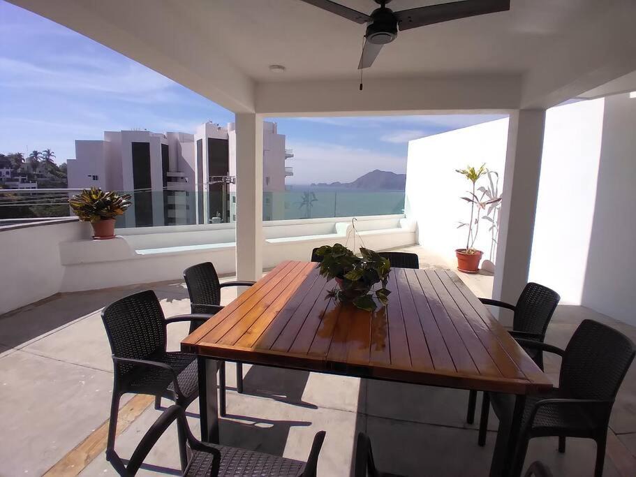 Photo of Patio Balcony in Las Hadas