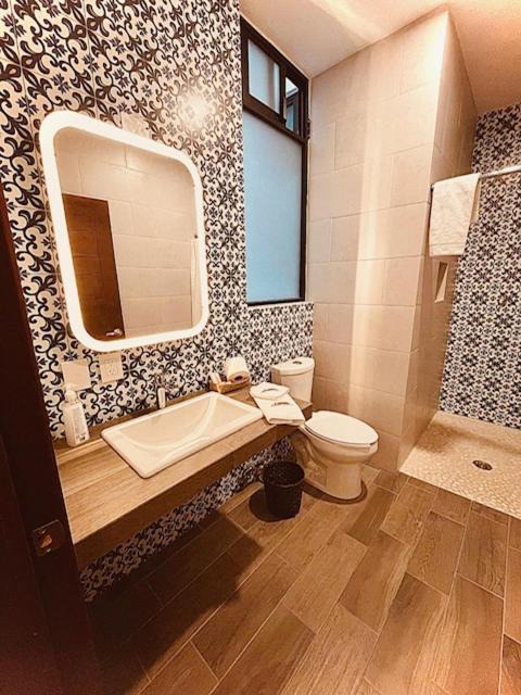 Photo of Bathroom in Tzintzuntzan