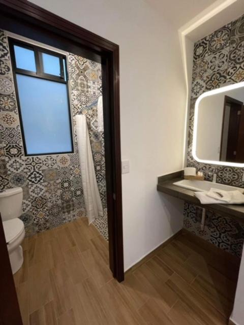 Photo of Bathroom in Tzintzuntzan
