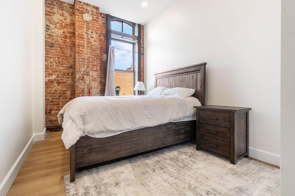 Photo of Bedroom in Millersburg