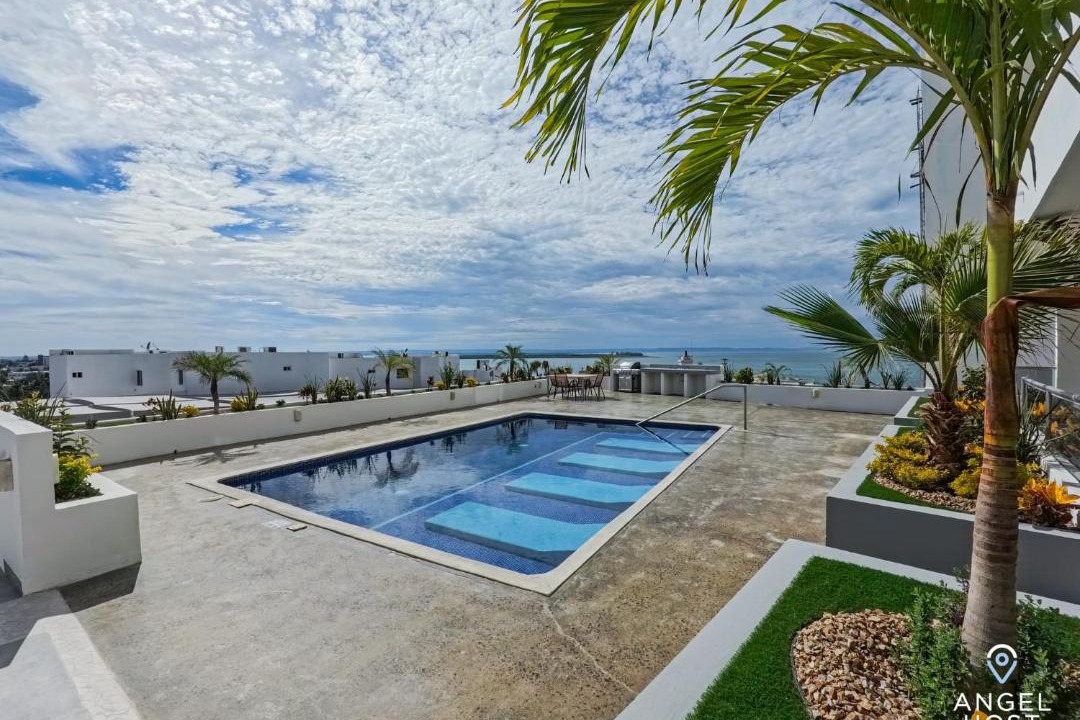 Photo of Patio Balcony in Colina del Sol