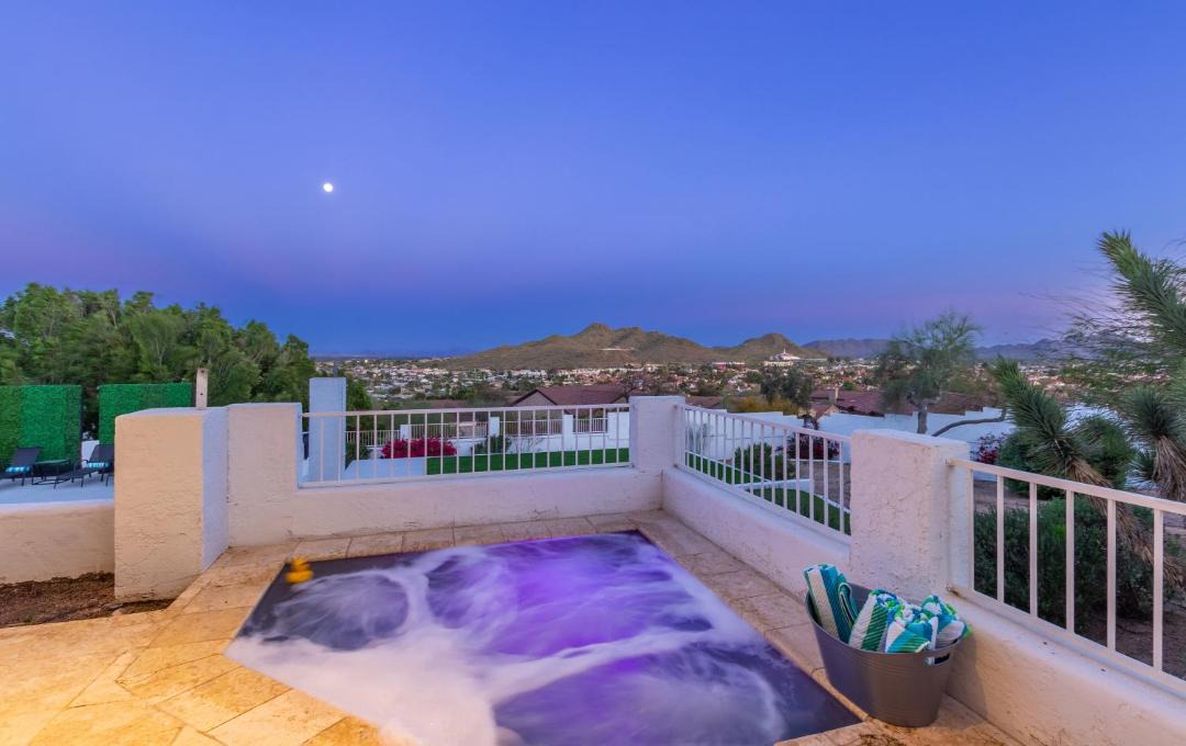 Photo of Others in Paradise Valley Village