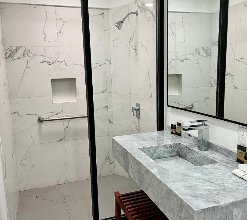 Photo of Bathroom in Reforma