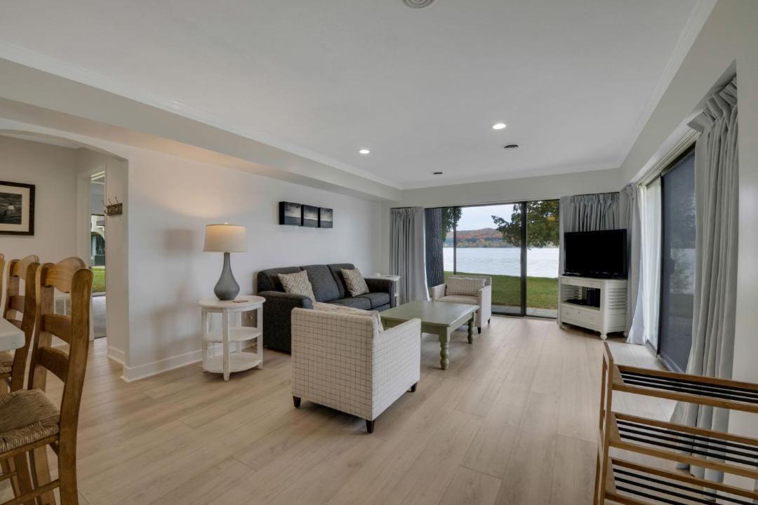 Photo of Livingroom in Boyne City
