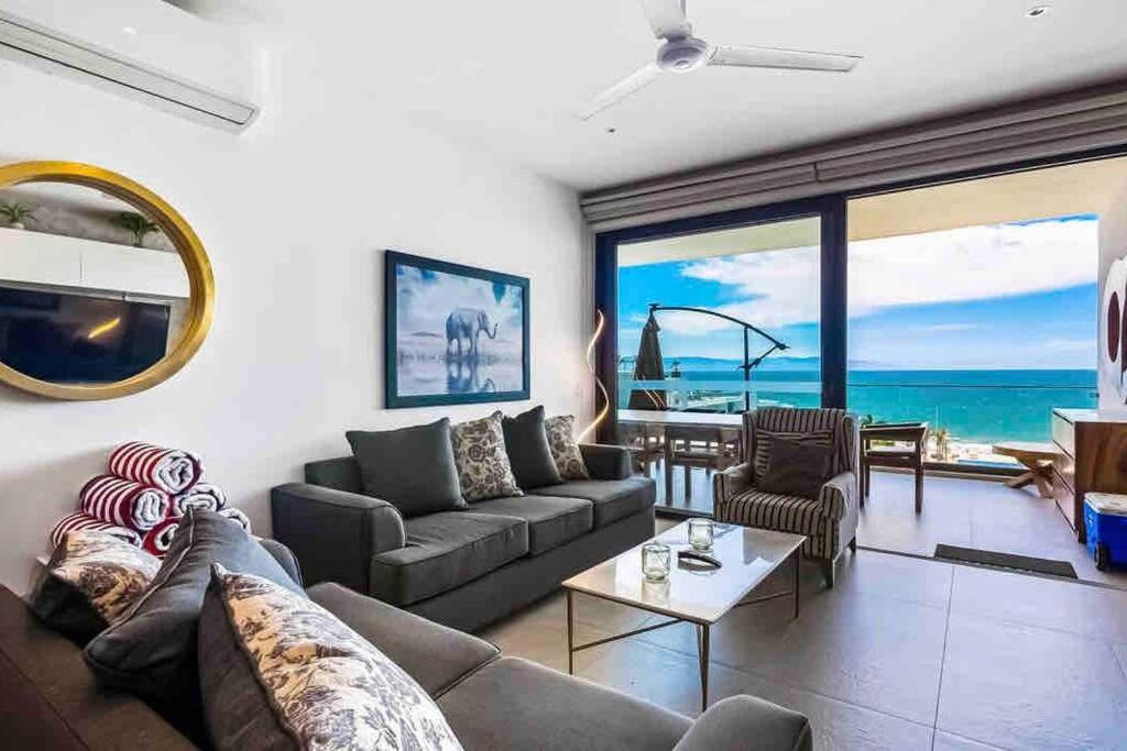 Photo of Livingroom in Flamingos