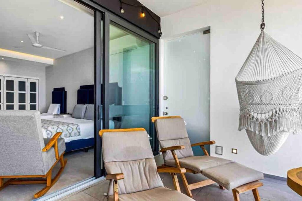 Photo of Livingroom in Flamingos
