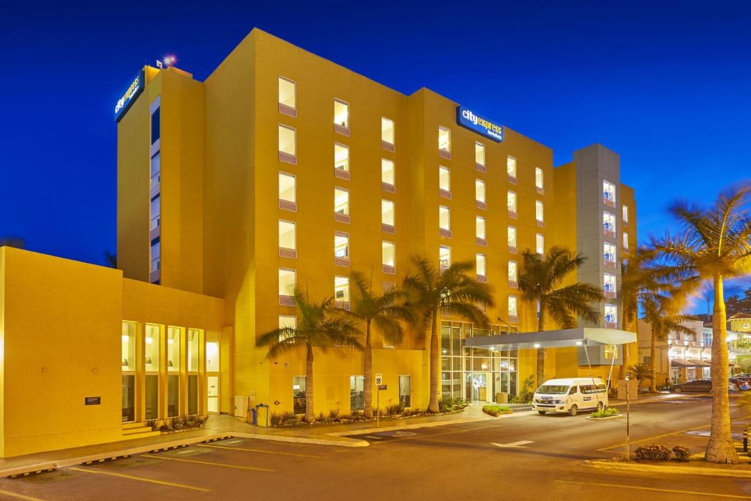 Photo of Buildings in Tampico