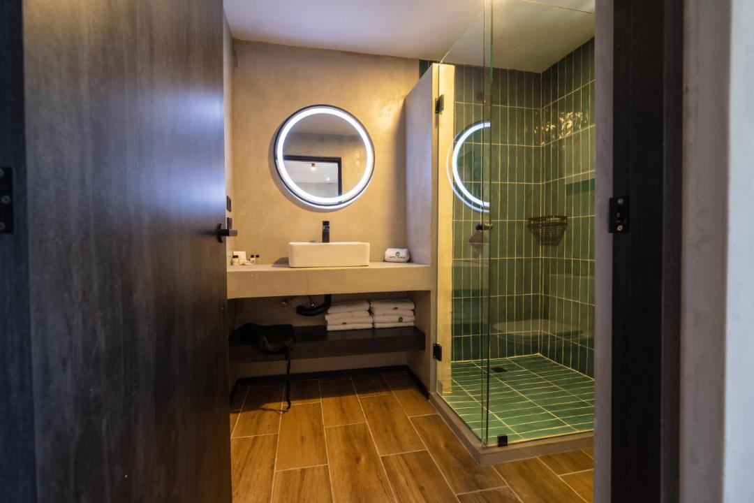 Photo of Bathroom in Zona Expo