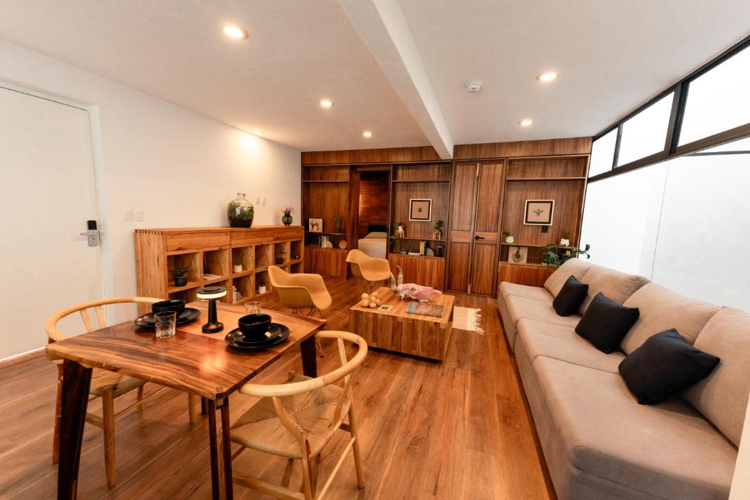 Photo of Livingroom in Historic Centre