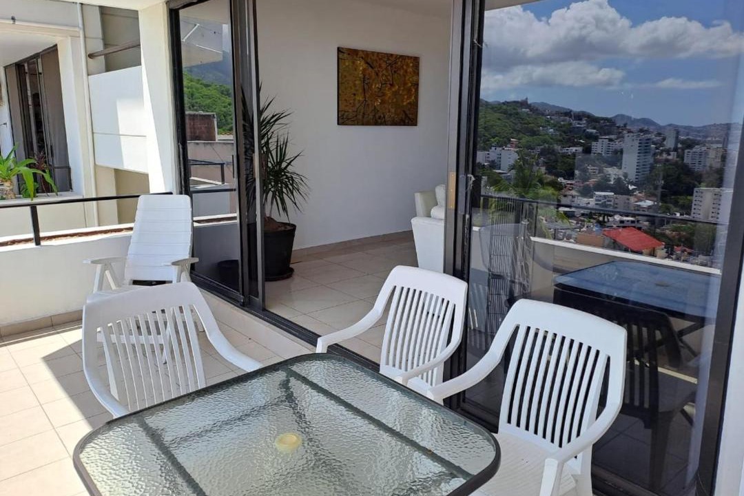 Photo of Patio Balcony in Lomas de Costa Azul