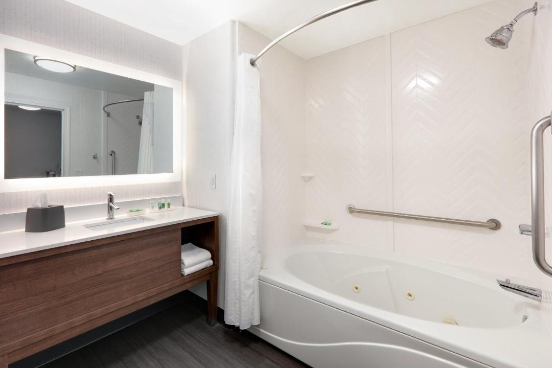 Photo of Bathroom in Yuma