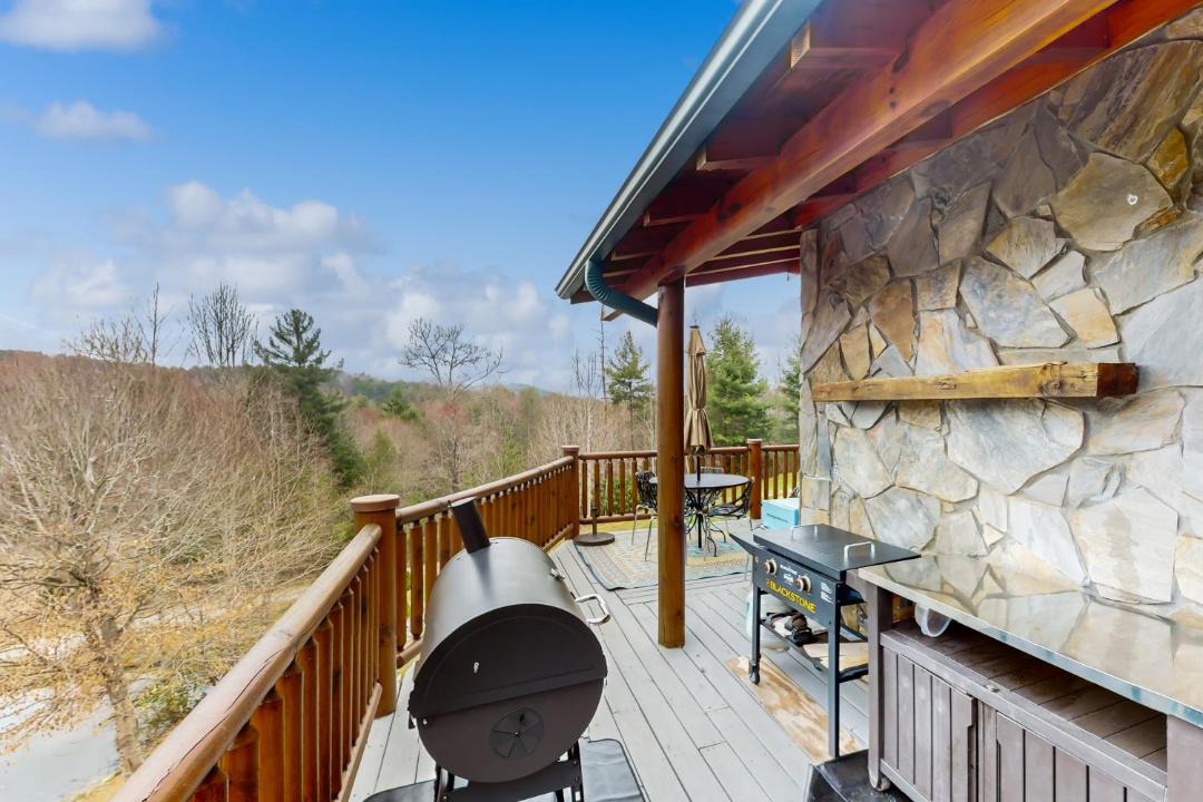 Photo of Patio Balcony in Vein Mountain