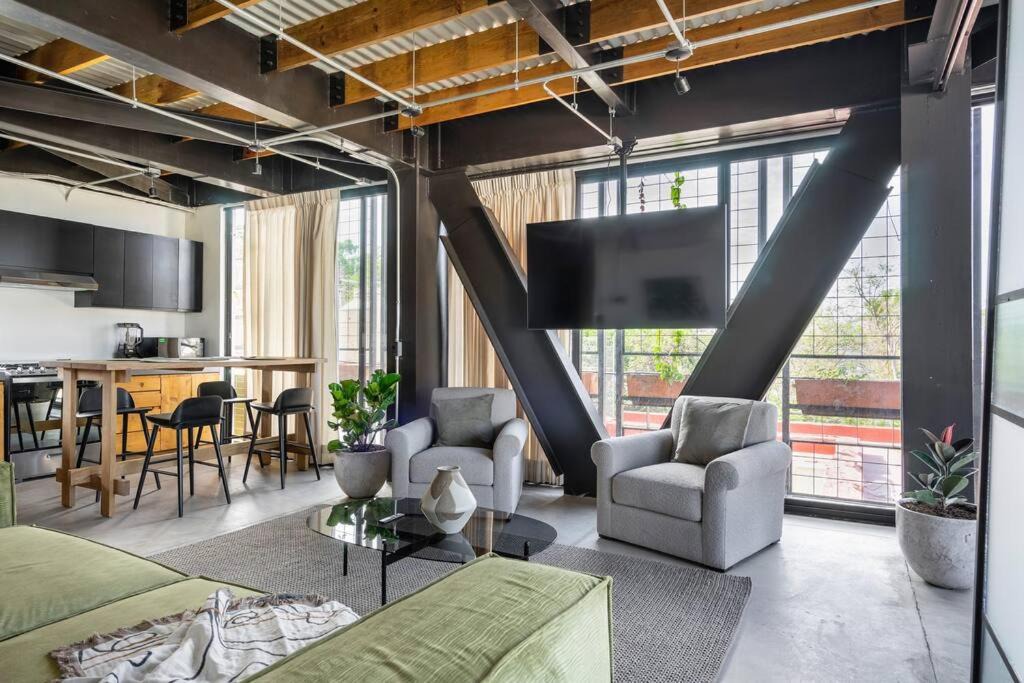 Photo of Livingroom in Americana