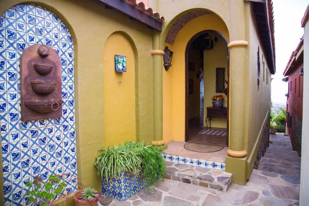 Photo of Others in La Fonda