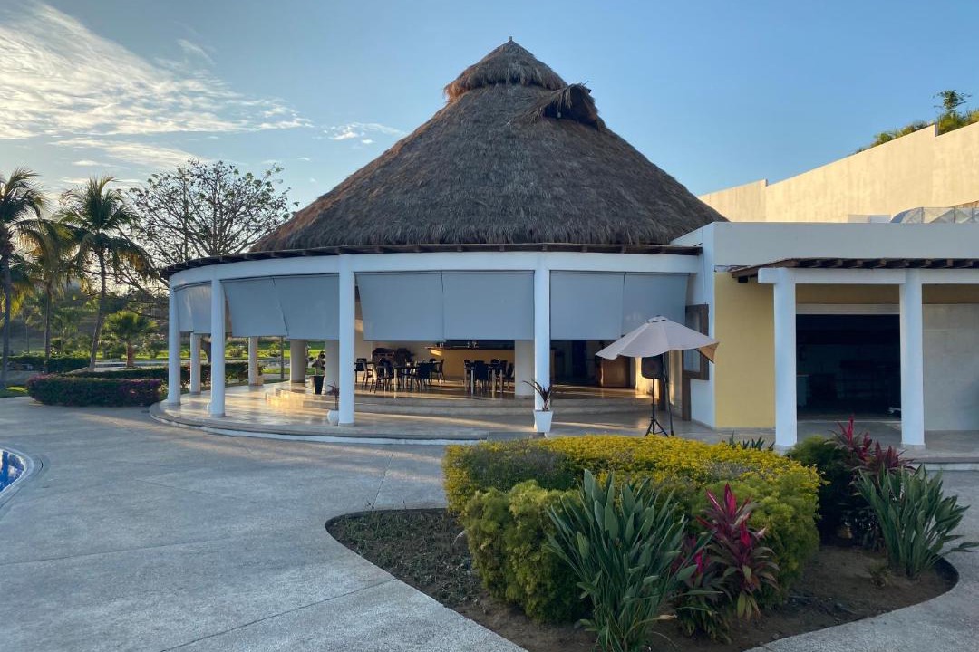 Photo of Buildings in La Cruz de Huanacaxtle