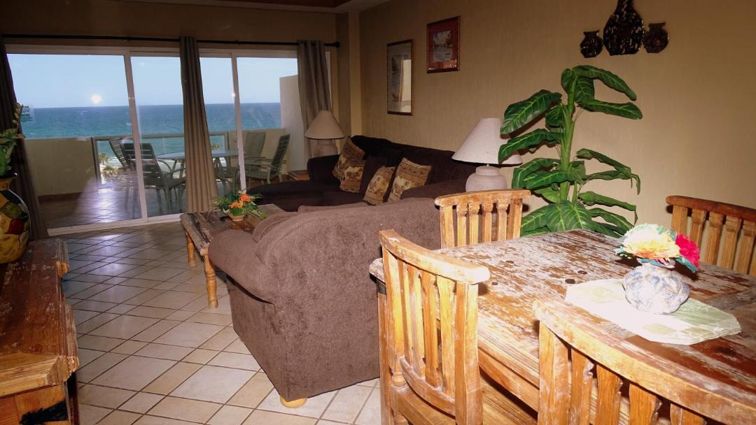 Photo of Livingroom in Sandy Beach