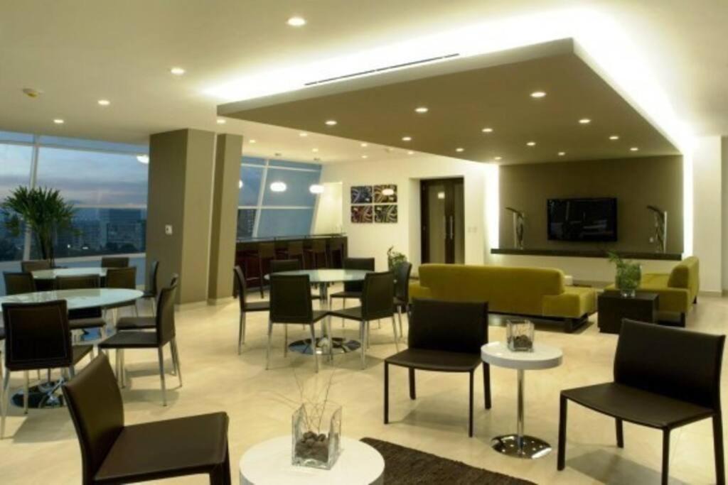 Photo of Livingroom in Anahuac