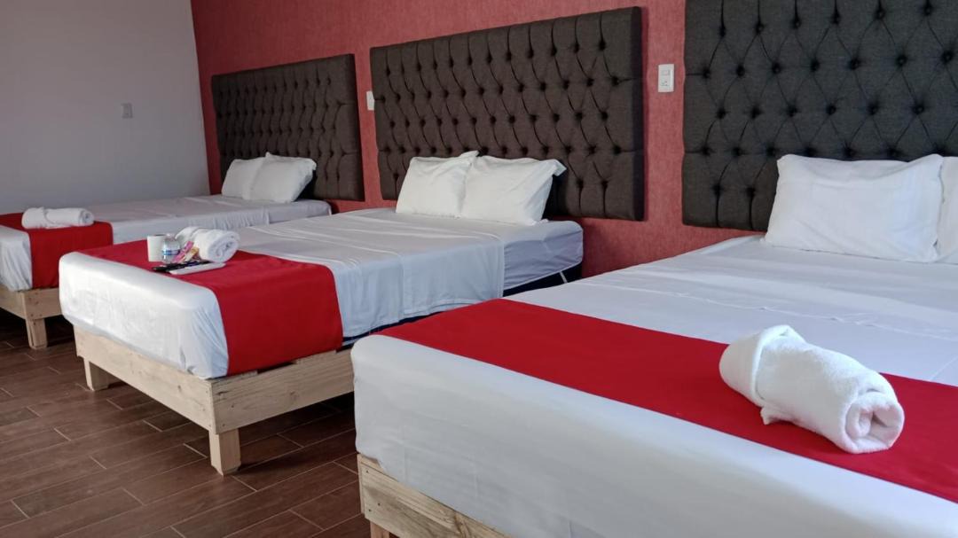 Photo of Bedroom in Anton Lizardo